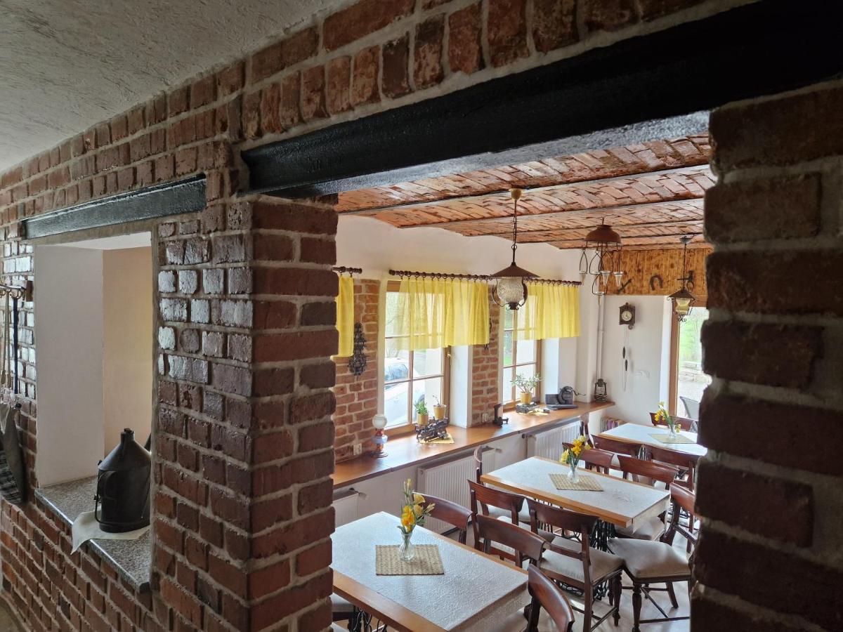 Stara Kuznia Radkow Hotel Buitenkant foto